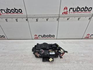 Блок предохранителей Ford Explorer 2011