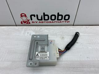 Запчасть блок управления светом Infiniti QX56 2011