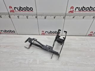 Кронштейн фары правый BMW 3 GT 2013 контрактная Кронштейн фары правый BMW 3 GT 2013