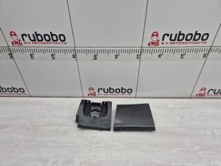 Накладка порога правая Volvo XC60 2018