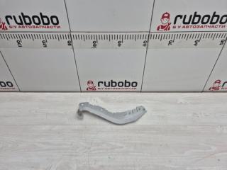 Кронштейн крыла Land Rover Evoque 2013 контрактная Кронштейн крыла Land Rover Evoque 2013