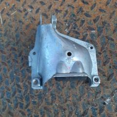 Запчасть кронштейн подушки двигателя левый Porsche Macan 2014-2023