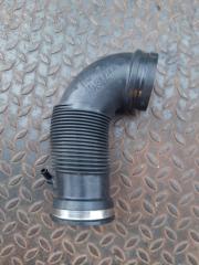 Патрубок воздушного фильтра Audi A4 2015-2025 контрактная Патрубок воздушного фильтра Audi A4 2015-2025