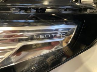 Фара передняя левая VX