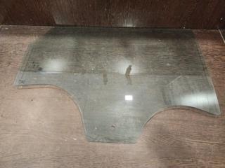 Запчасть стекло двери заднее правое Omoda C5 2020-2024