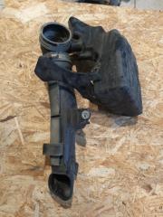 Патрубок воздушного фильтра Toyota HiACE 2004-2010 контрактная Патрубок воздушного фильтра Toyota HiACE 2004-2010