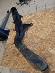 Патрубок воздушного фильтра Toyota HiACE 2004-2010 контрактная Патрубок воздушного фильтра Toyota HiACE 2004-2010