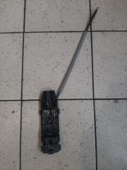 Запчасть кронштейн ручки двери Porsche Cayenne 2010-2018