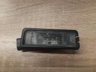 Запчасть фонарь подсветки номерного знака задний Porsche Cayenne 2010-2018