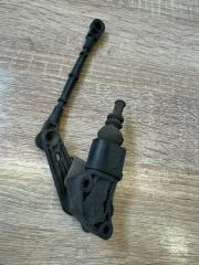 Фото запчасти датчик дорожного просвета задний правый Audi Q7 2015-2023 контрактная запчасть Запчасть датчик дорожного просвета задний правый Audi Q7 2015-2023