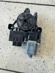 Запчасть моторчик стеклоподъемника задний правый Skoda Octavia 2013-2020