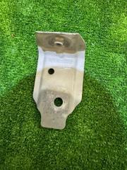 Запчасть кронштейн крыла передний правый Volkswagen Teramont 2017-2023