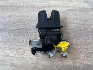 Фото запчасти замок крышки багажника задний Audi A6 2018- контрактная запчасть Запчасть замок крышки багажника задний Audi A6 2018-