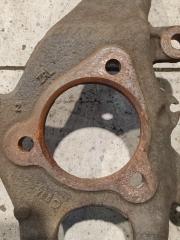 Кулак передний левый Nissan Patrol Y62