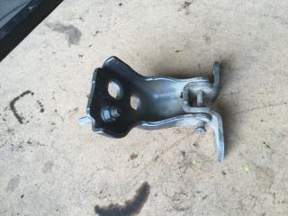 Петля двери Ford Transit