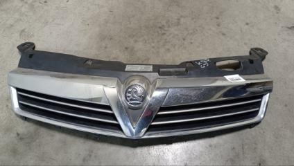 Решетка радиатора OPEL ASTRA H 2007