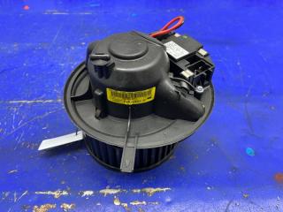 Мотор печки AUDI Q3 2014