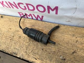 Фото запчасти насос стеклоомывателя BMW X1 2012 контрактная запчасть Запчасть насос стеклоомывателя BMW X1 2012