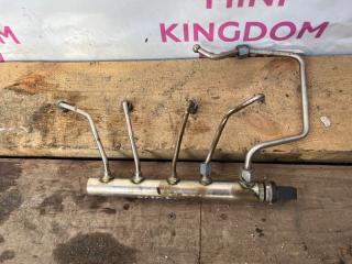 Фото запчасти топливная рейка (форсунки) BMW X1 2012 контрактная запчасть Запчасть топливная рейка (форсунки) BMW X1 2012