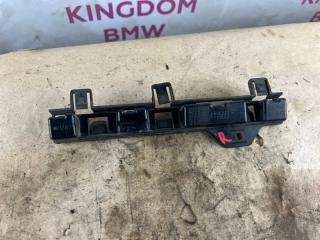 Фото запчасти кронштейн крыла правый BMW 1-Series контрактная запчасть Запчасть кронштейн крыла правый BMW 1-Series