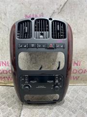 Запчасть центральная консоль Chrysler Voyager 2004
