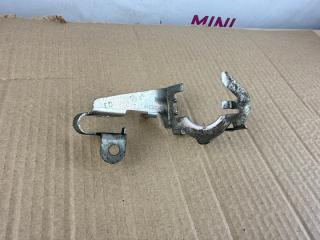 Запчасть кронштейн Smart Fortwo 2012