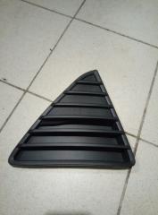 Решетка бампера передняя правая Ford Focus 2011