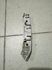 Запчасть крепление бампера переднее правое Ford Focus 2011