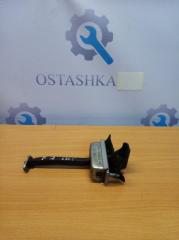 Ограничитель открывания двери передний Ford Focus 2004