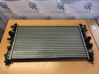 Запчасть радиатор охлаждения Chevrolet/Opel Cruze 2009
