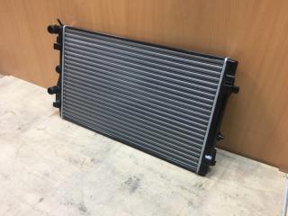 Радиатор охлаждения Audi A1