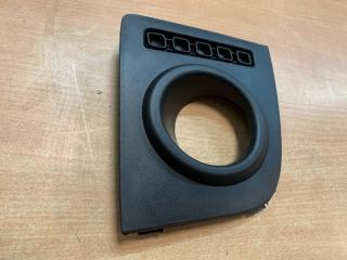 Накладка противотуманной фары передняя левая Fusion 2006