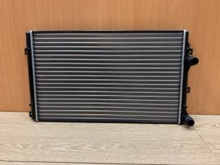 Радиатор охлаждения Audi A3 2004 535280 новая