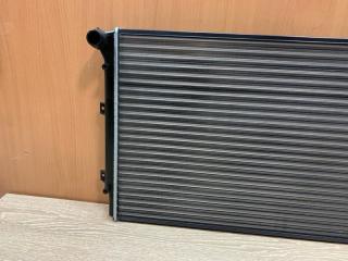 Радиатор охлаждения Volkswagen Tiguan 2