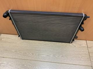 Радиатор охлаждения Tiguan 2 2006