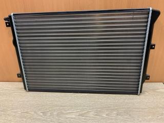 Радиатор охлаждения Tiguan 2 2006