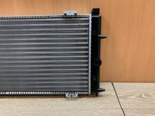 Радиатор охлаждения Volkswagen Transporter