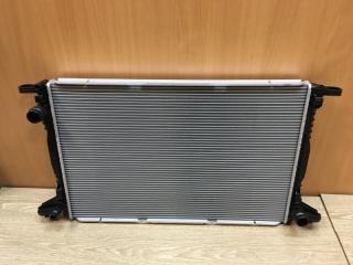 Запчасть радиатор охлаждения AUDI Q8 2018