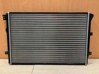 Радиатор охлаждения Sharan 2010