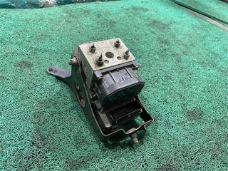 Блок abs Subaru Legacy Lancaster 2001(595)