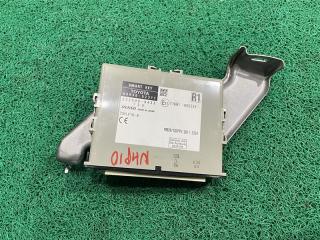 Запчасть блок электронный Toyota Aqua 2013(107)