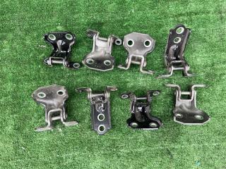Петля двери Subaru Forester 2011(0127)