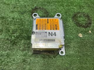 Блок управления airbag Toyota WISH 2012(420)