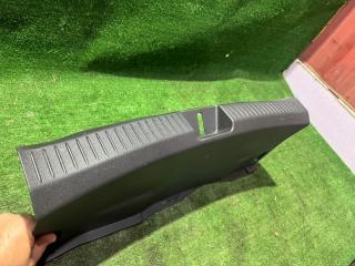 Накладка замка багажника demio DE3FS Накладка замка багажника demio DE3FS