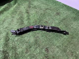 Крепление бампера переднее левое Subaru Forester 2005(023)