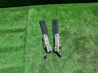 Петля капота Subaru Forester 2005(832)