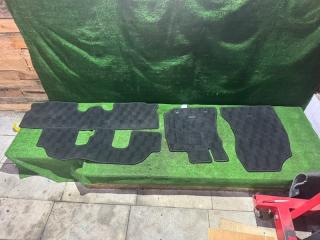 Коврики комплект Toyota WISH 2014(598) контрактная Коврики комплект Toyota WISH 2014(598)