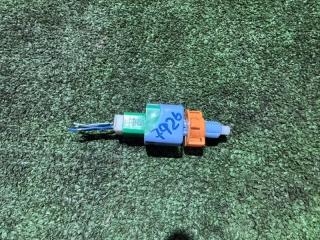 Запчасть концевик педали тормоза Mitsubishi RVR 2010(7926)