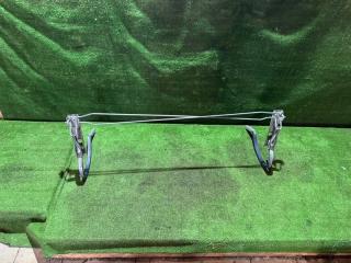 Петля крышки багажника Toyota sprinter 1994(245)