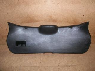 Обшивка двери багажника NISSAN QASHQAI (2006-2013)